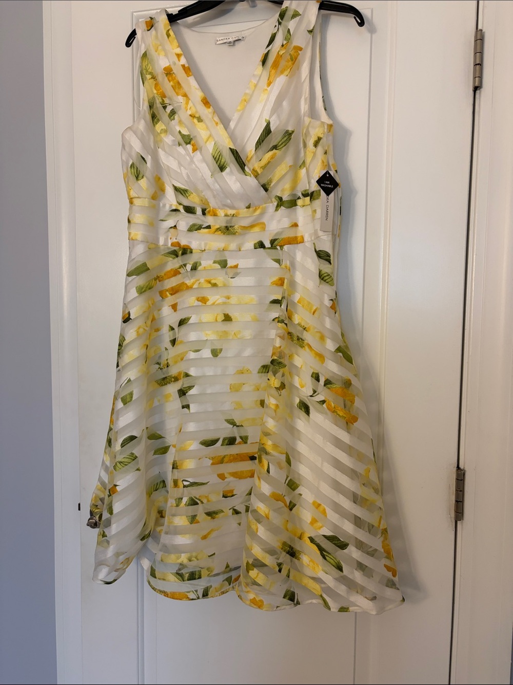 NWT Sandra Darren White Dress with Yellow and Green Floral Print